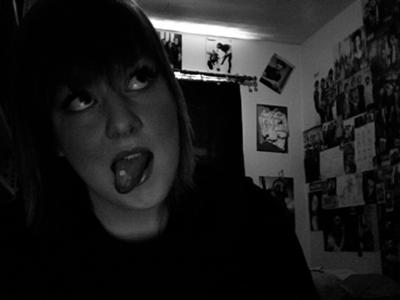 Tongue Piercing <33